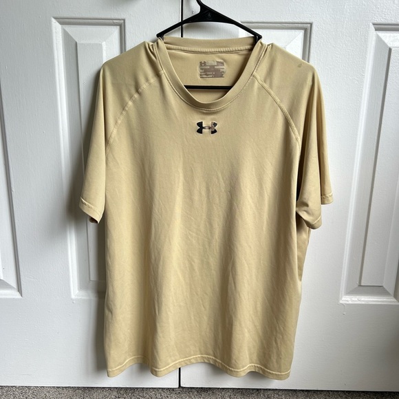 Under Armour Other - Under Armour Men's Beige Short Sleeve Tee